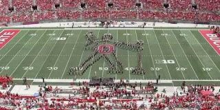 オハイオ州立大学のマーチングバンドがクイーンの楽曲を演奏！その工夫と演技に感動の声が集まる - Togetter