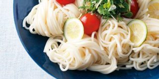 「余ったそうめん」という謎ワード　なぜ毎年夏を過ぎると余ったそうめんのレシピがテレビで特集されるのか - Togetter