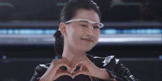 【朗報】ハズキルーペ会長がCMに対してド正論：キニ速