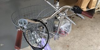 自転車のベルがないからってこの楽器で代用するのはどうかと…「なかなか独創的」「スティック常備しなきゃ」 - Togetter