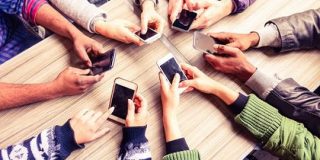 インドで大ブレイクの「着信動画アプリ」にeBay創業者らが出資 | Forbes