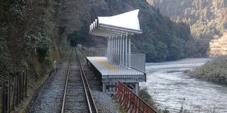 駅の概念覆されそうな『清流みはらし駅』の秘境っぷりが話題に「これは駅なのか? 駅ってなんだ?」 - Togetter