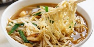 東海住みなら知らぬ者はいない「ベトコンラーメン」とはなんなのか - メシ通