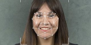 アマゾンの顔認識技術、政府への販売をめぐり株主投票へ - CNET