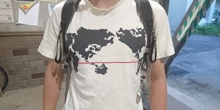 九州だけで構成された「世界地図っぽい」Tシャツ 込められたメッセージが泣ける - Togetter