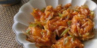 炒めネギの旨みが引立つ！エビチリならぬ「鶏チリ」を作ってみない？ | クックパッドニュース