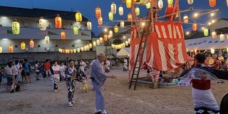 令和時代になってもアニメ音頭の定番として君臨する『アラレちゃん音頭』 - Togetter