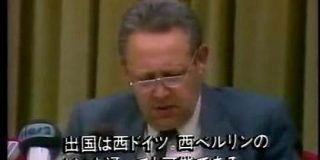 「アポロ12号人類初の月でのエロ本」「記者会見のうっかり発言で旧東ドイツ崩壊」 #史実でもそのまま描いた方が面白いネタ 100いいね以上まとめ - Togetter