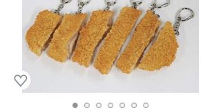 「俺とお前達は一生の仲間だ！この実物大とんかつキーホルダーがその証ッ！」6つに分かれたとんかつの食品サンプルで友人との絆を確かめ合おう - Togetter