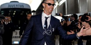 C・ロナウドさん、2010年発売のiPod Shuffleを未だに愛用中 : IT速報