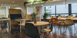 クラスがオフィス家具サブスク強化、「交換し放題サービス」で急成長するスタートアップを支援へ | TechCrunch