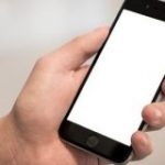 2021年発売の「iPhone SE 2 Plus」は側面指紋認証を搭載か : IT速報