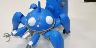 Cerevo、「1/8 タチコマ」を9万9999円で販売　「攻殻機動隊」の新シリーズ開始記念　作品に関連深い数字で - ITmedia