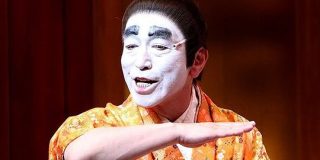 手話で『志村けん』を表現する時に用いられる動作は『アイーン』だった「自分のギャグが自分を表す手話になるなんて！」「あれ以上わかりやすい表現はない」 - Togetter