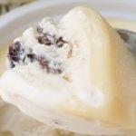 バターをおやつとして食べているかのような濃厚さの「コクバタアイス ラムレーズン」試食レビュー – GIGAZINE