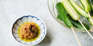 アンチョビみその冷やしきゅうり｜Reizoko ni ALMONDE -冷蔵庫にあるもんで