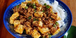 中華なカレー味で白飯食べすぎちゃう「マーボー風キーマカレー」は崩れにくい焼き豆腐推奨 - メシ通