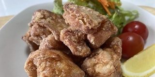 「ヒガシマルのうどんスープ」公式レシピ【鶏の唐揚げ】作ったら、あの味そのまま！超和風味が簡単にできた｜サイゾーウーマン