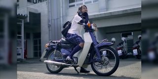 ほぼ全生徒がスーパーカブで通学する、秒速・ロボノのモデルになった鹿児島・種子島の高校のお話。 - Togetter