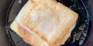 「明太子チーズはんぺんバター焼き」はビールにめっちゃ合う！料理が苦手でも挟んで焼くだけならできる！ | ロケットニュース24