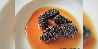 「おいしい松ぼっくり…?」知る人ぞ知るロシア名物に「甘くやわらかく煮込んだおいしい松ぼっくりの味」という「松ぼっくりのジャム」がある - Togetter