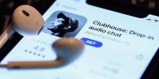 Clubhouseが後からも聞けるようになってシェアしやすく、録音、共有など4つの新機能追加 | TechCrunch