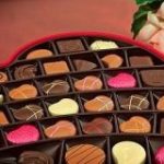 チョコレートはなんで愛の贈り物になったのか？ – ナゾロジー