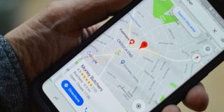 GoogleマップのスピードメーターがiPhoneでも利用可能に - GIGAZINE
