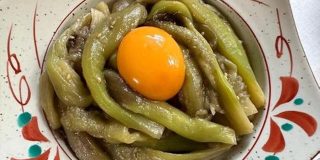 和えるだけ！とろんとやわらか「なすのユッケ風」5選 | フーディストノート