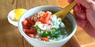 冷水3分。猛暑に食べたいレモンとクミンの「超爽快スープかけご飯」のレシピ【ヤスナリオ】 - メシ通