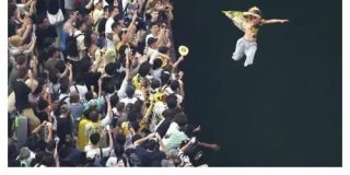 阪神優勝 道頓堀に飛び込み続出、対策に苦慮… 川にプールを浮かべる案を検討も断念 横山市長「川幅が狭く実現は難しい」:なんじぇいスタジアム
