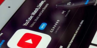 YouTube、言語の壁を破壊。多言語音声機能の本格展開がもたらす「動画革命」の全貌 | XenoSpectrum
