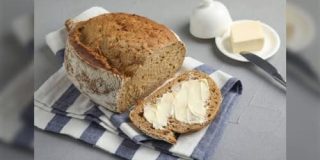 バターじゃないの、「バタつきパン」!ぶどう酒に黒スグリのジャム…児童文学に出てきた食べ物に子供心を奪われた思い出「どれほど美味しいのかと憧れた」 - Togetter