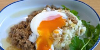 レンチンだけでめちゃウマい「ルーローハン風 皮ごとポテサラ」が晩酌を支配する予感 - メシ通