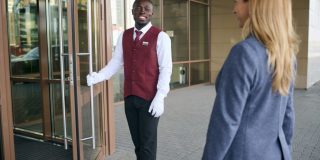 AIの不用意な導入が裏目に出る理由を説明する「ドアマンの誤謬」とは？ - GIGAZINE